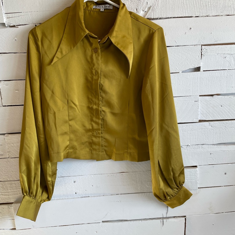 Vintage Tailor and Twirl Olive Green Women's Top